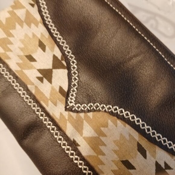 New Western theme Faux leather Clutch Wristlet Mustard Brown wallet envelope bag - Picture 4 of 7